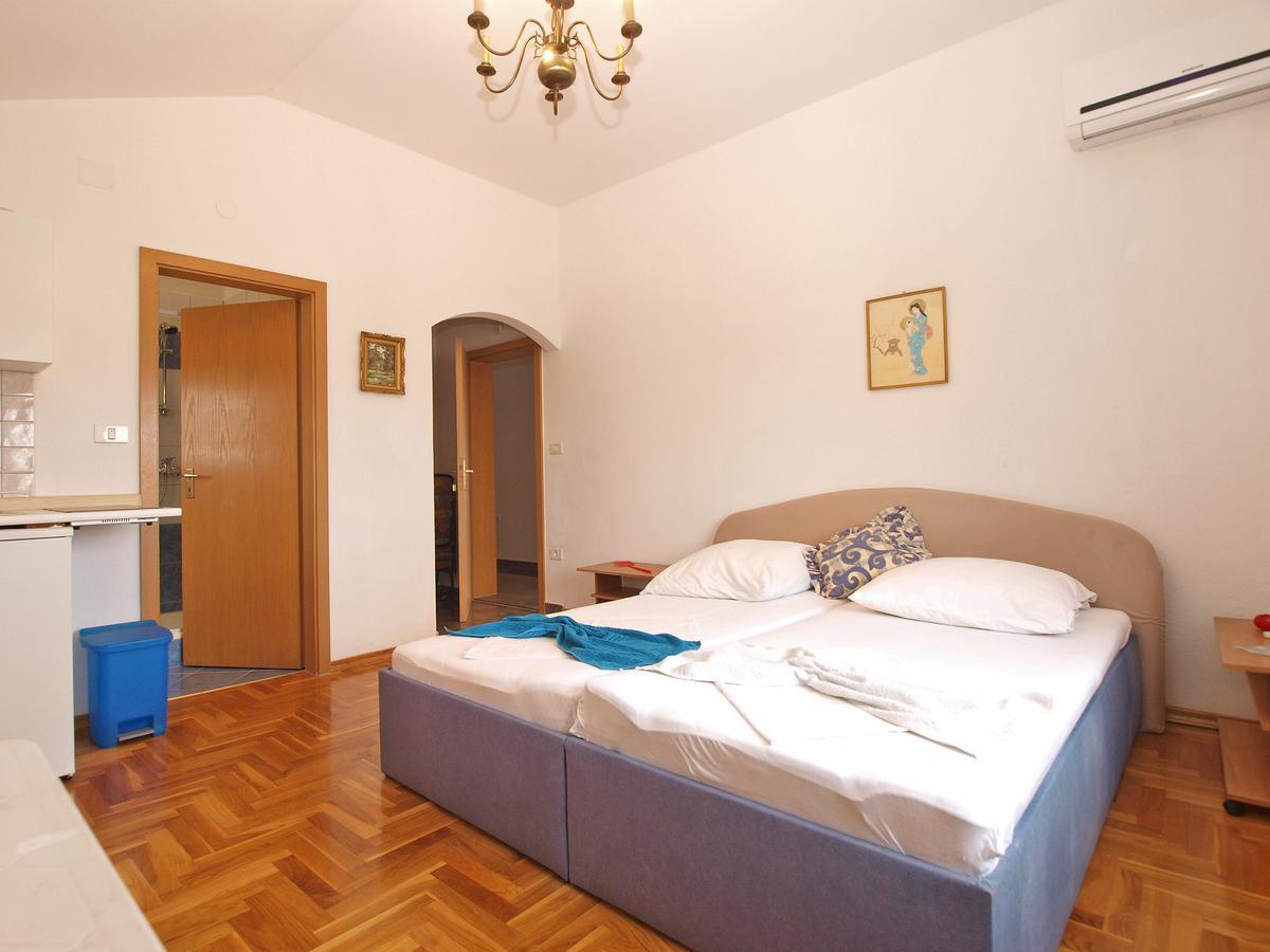 Apartment Anto 1598