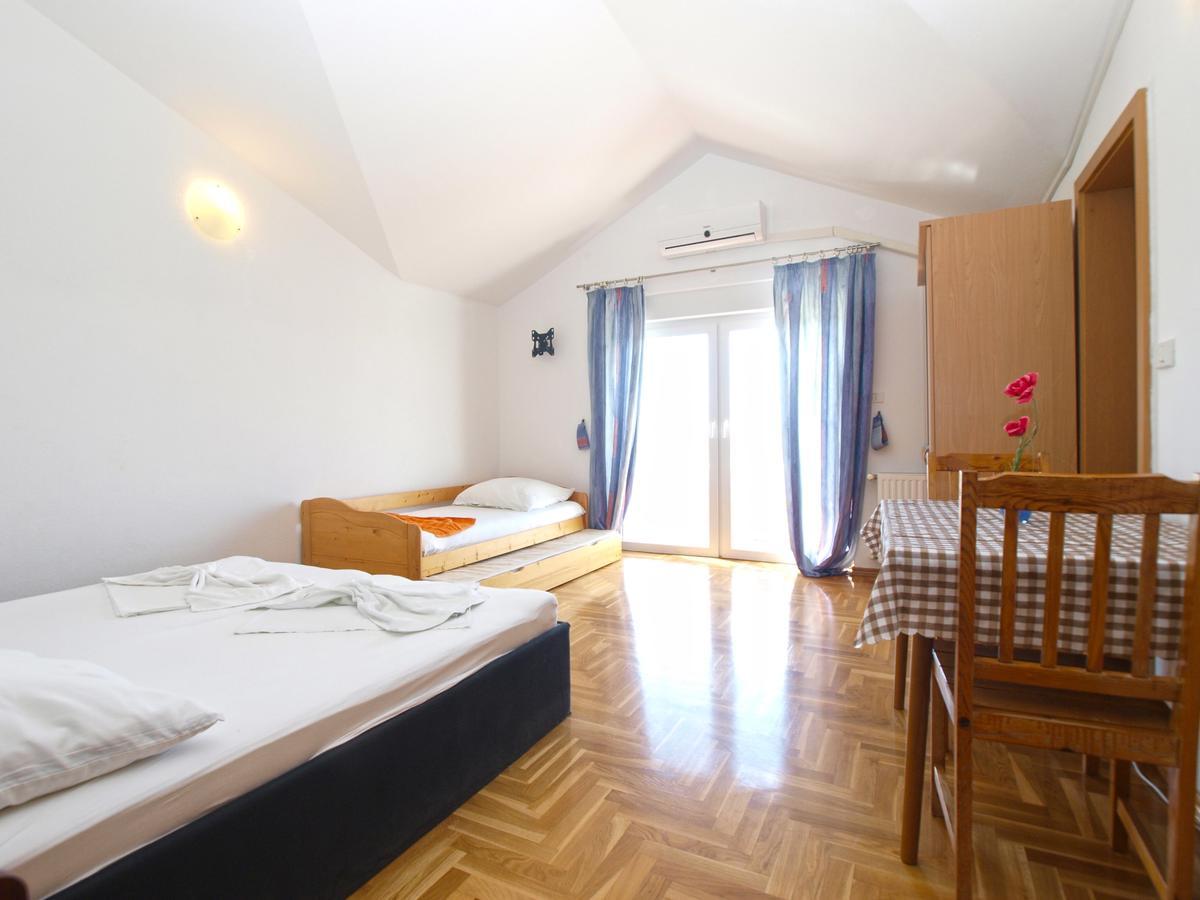 Apartment Anto 1598