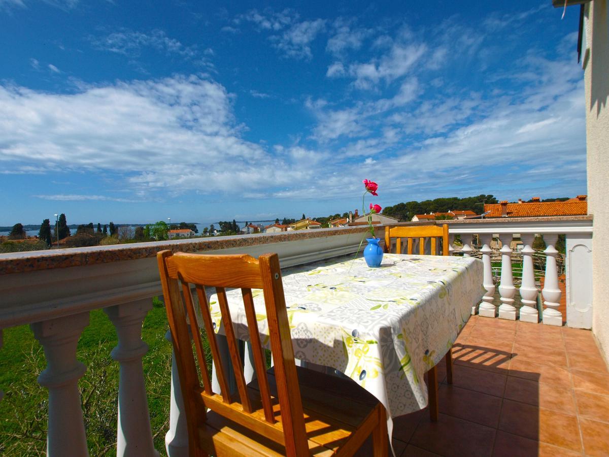 Apartment Anto 1598 *