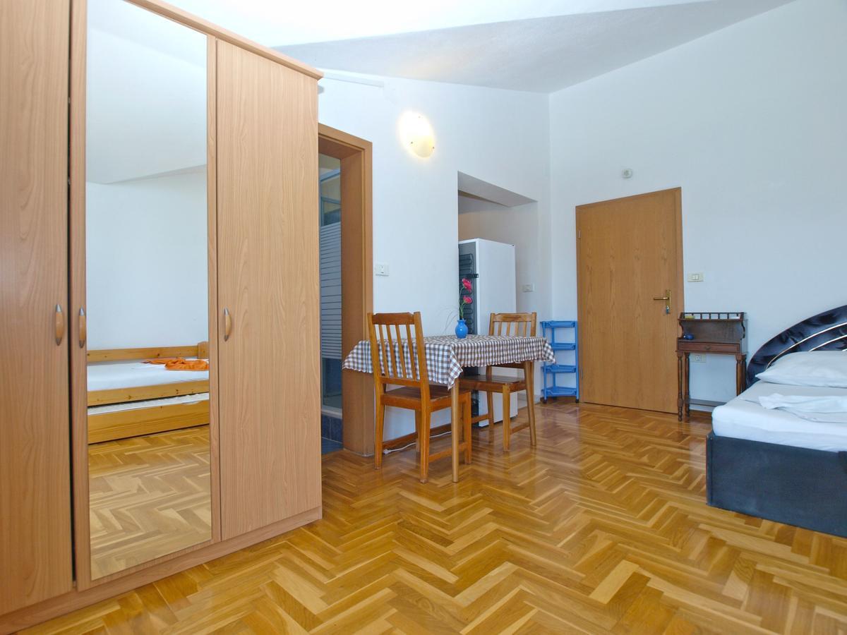 Anto 1598 Apartment Fazana