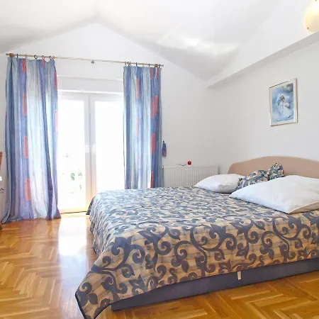 Apartments Anto 1598 Fazana Exterior photo