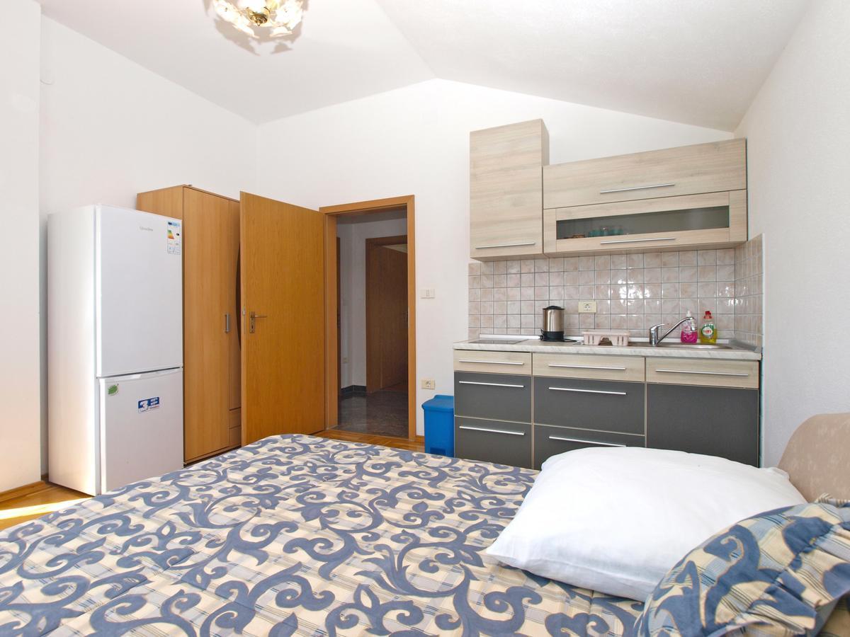 Apartment Anto 1598