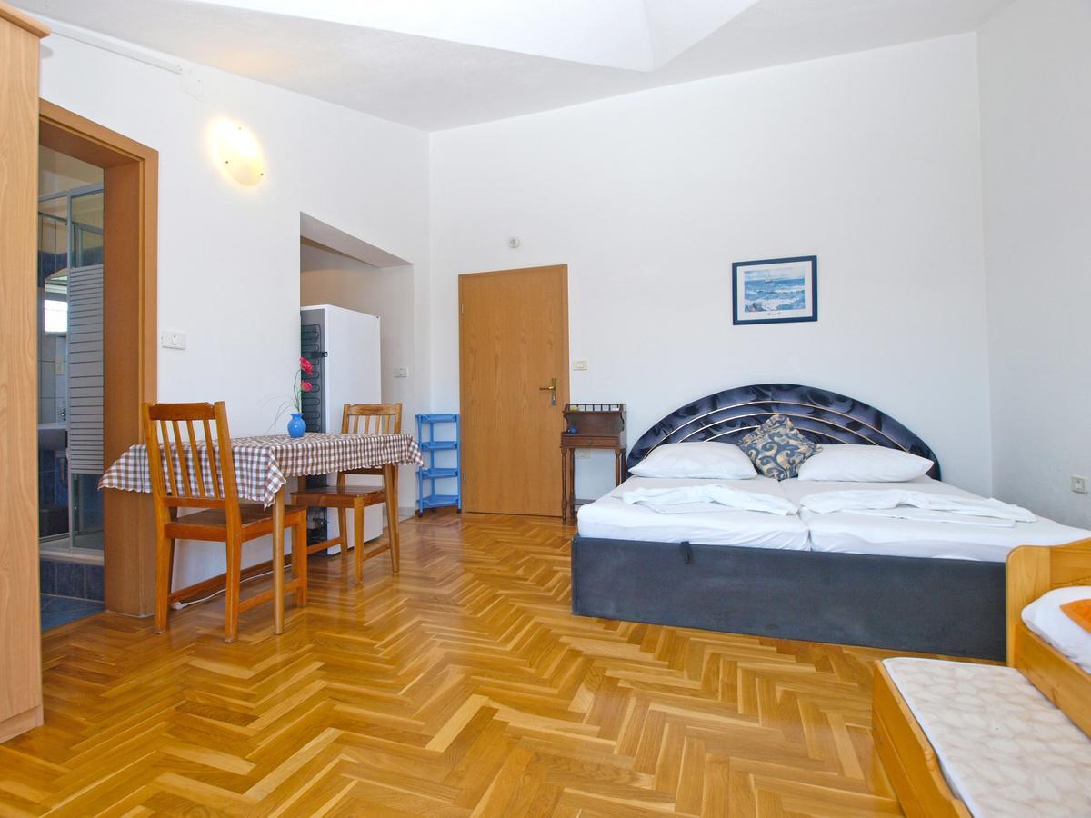 Anto 1598 Apartment *