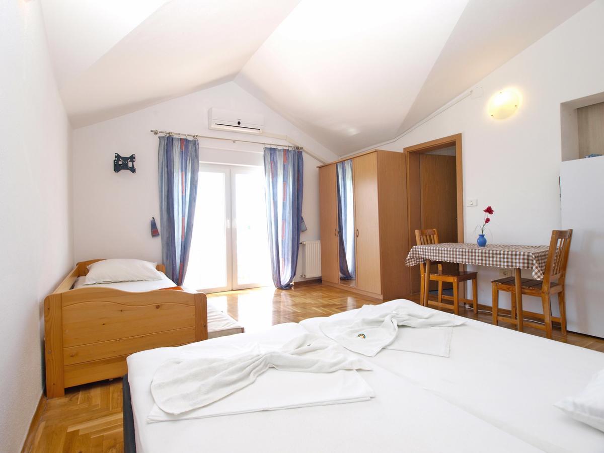 Apartment Anto 1598 Fazana